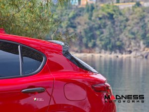 Alfa Romeo Stelvio Roof Spoiler - Carbon Fiber - Stile Italia 